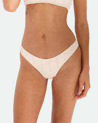 Women's Coco Low Tide 90S V Bottom Skimpy