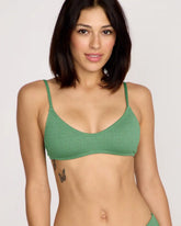 Women's Pucker Up Scoop Crop