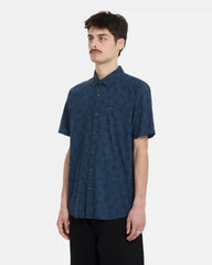 Men's Scaler Stone Woven Short Sleeve Shirt